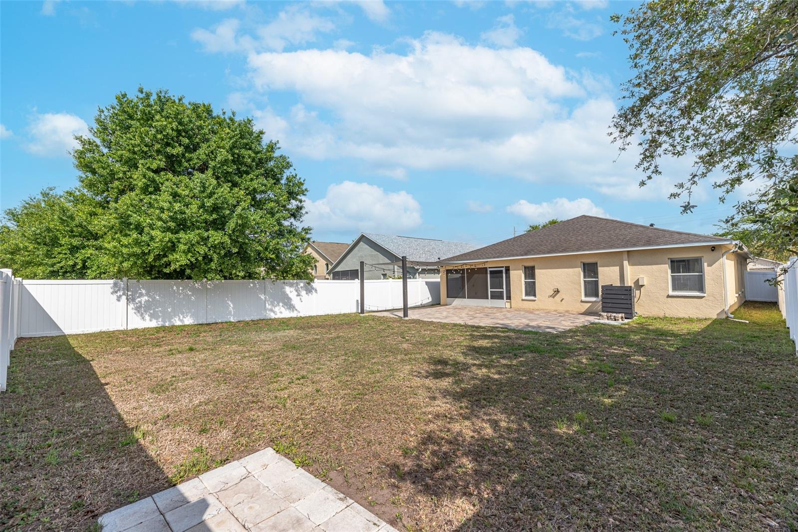 8213 CARRIAGE POINTE DR, GIBSONTON, FL, 33534