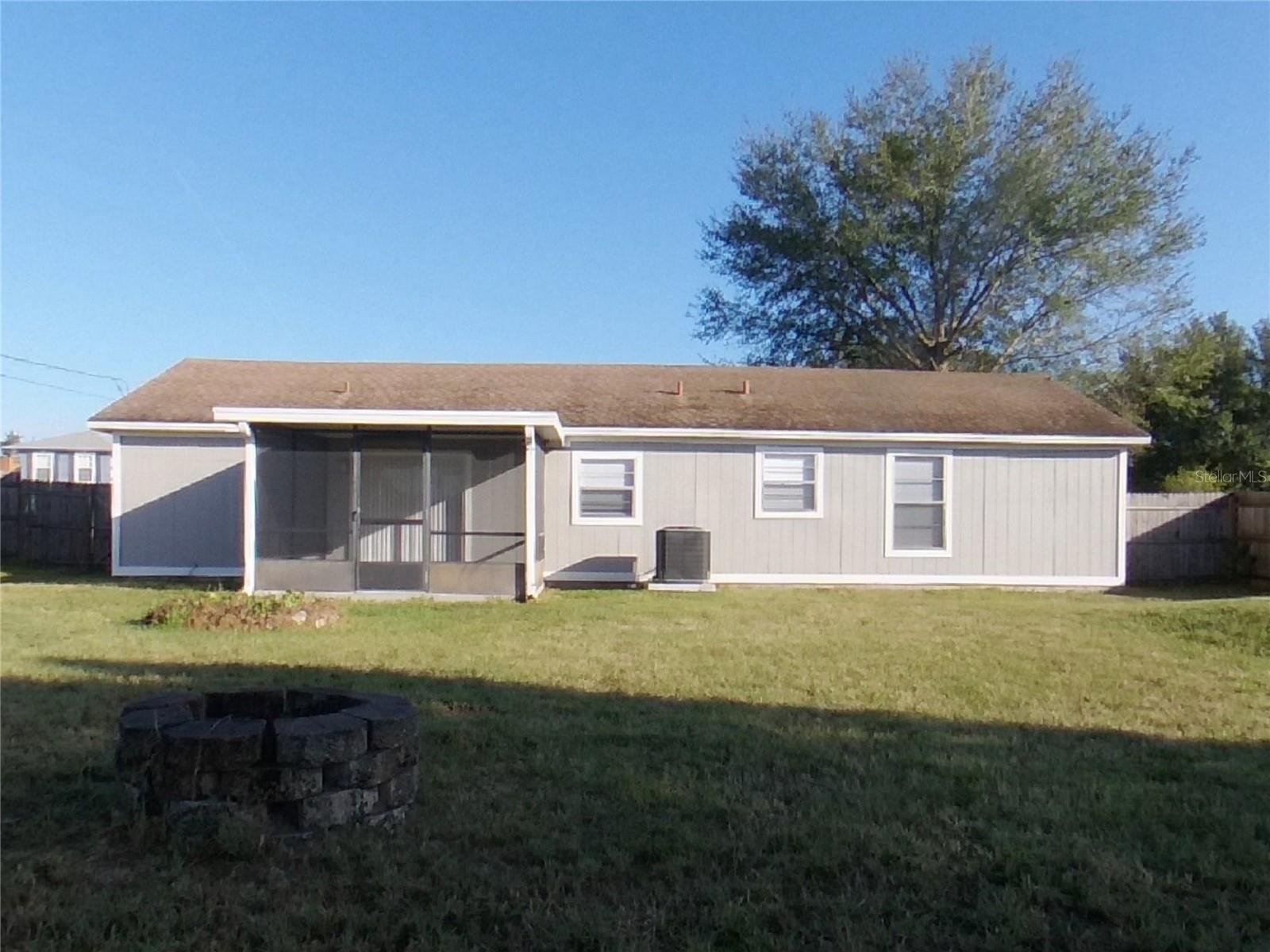 1571 PENDLETON ST, DELTONA, FL, 32725