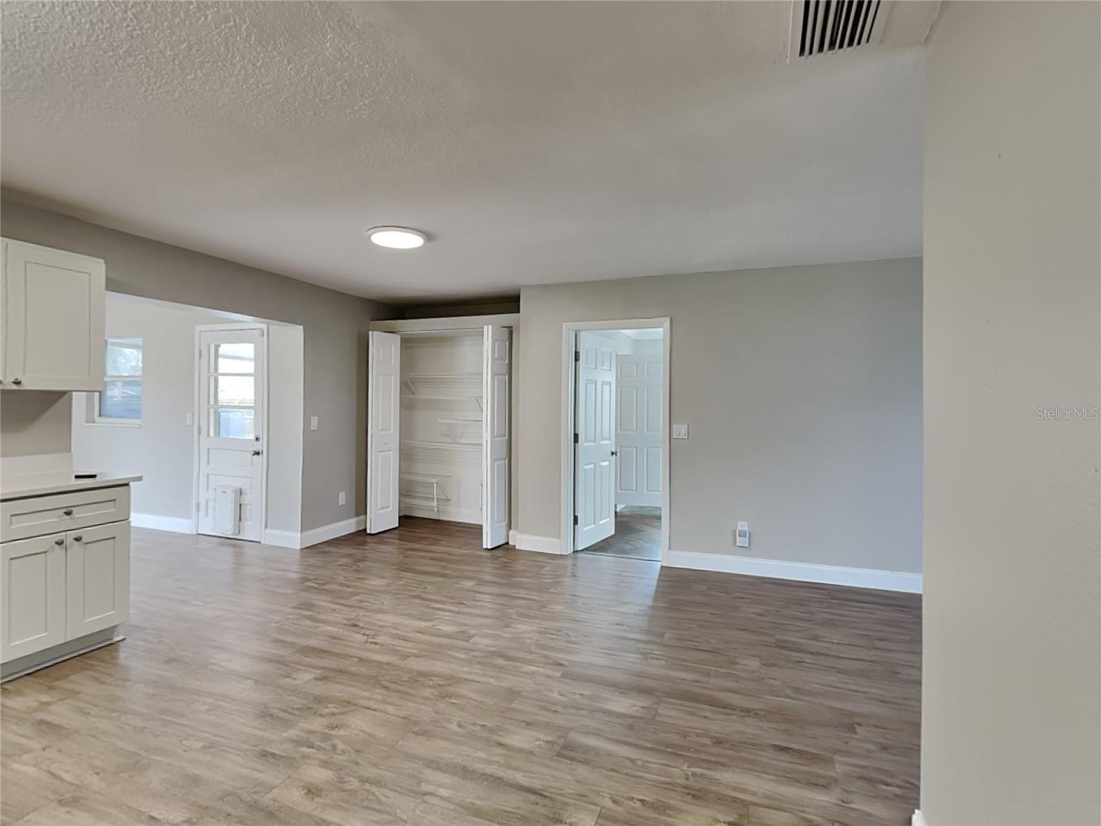 2129 WILLOW OAK DR, EDGEWATER, FL, 32141