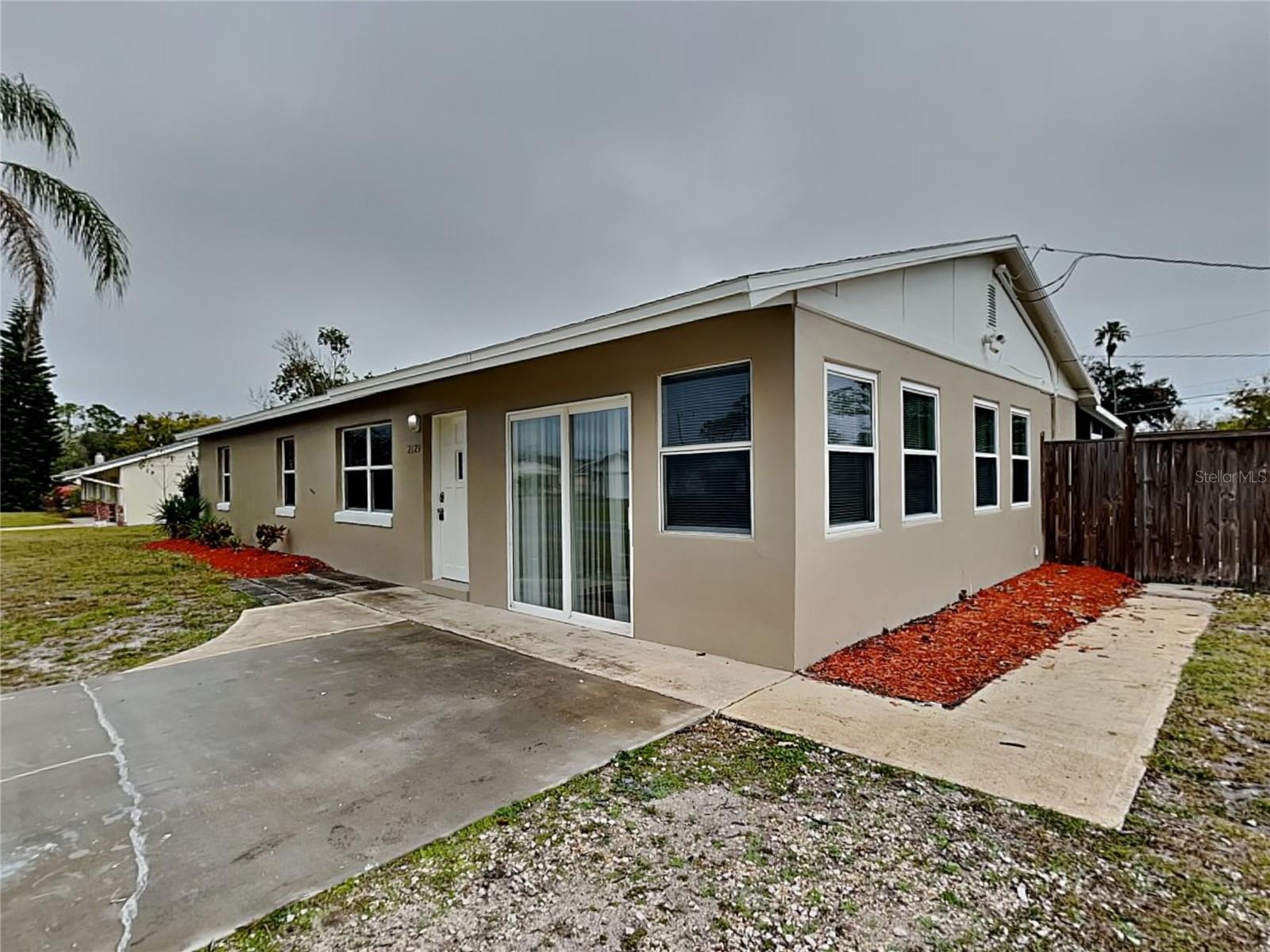 2129 WILLOW OAK DR, EDGEWATER, FL, 32141