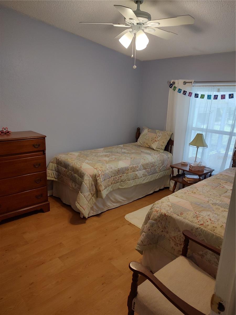 5451 CR 573, CENTER HILL, FL, 33514