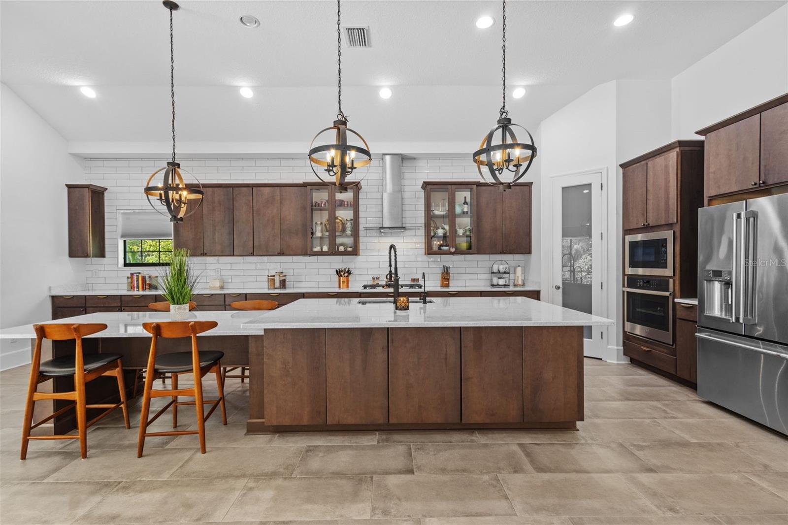 21662 PRISTINE LAKE BLVD, LAND O LAKES, FL, 34637