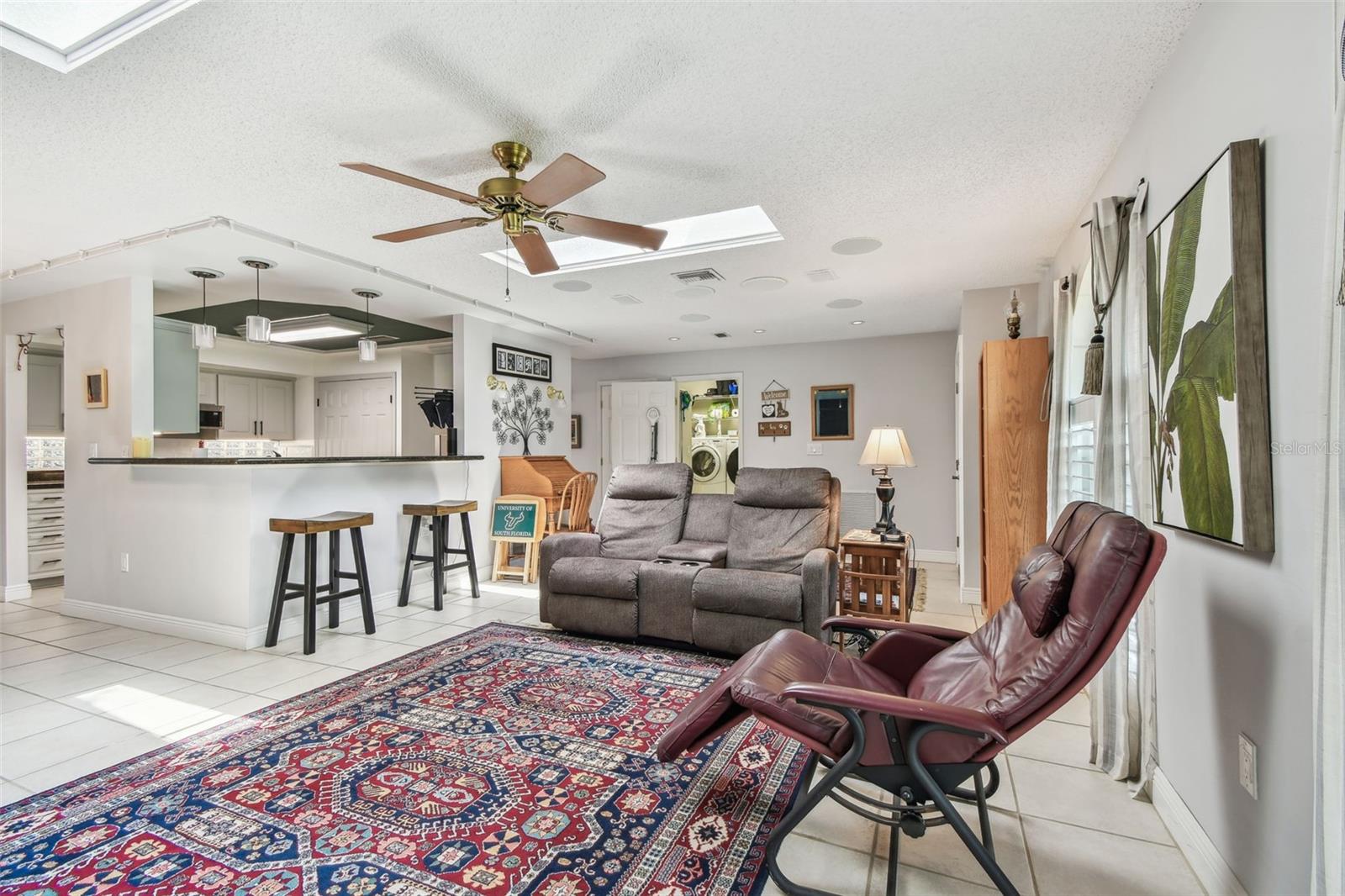 1585 VIRGINIA AVE, PALM HARBOR, FL, 34683