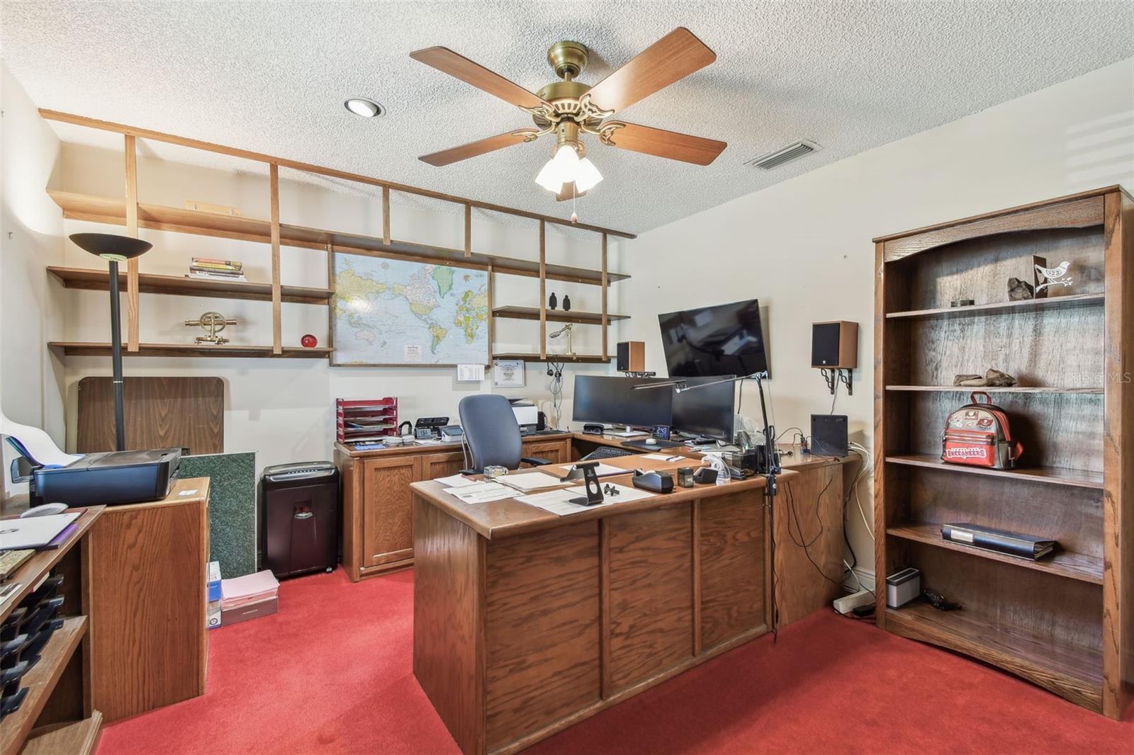 1585 VIRGINIA AVE, PALM HARBOR, FL, 34683