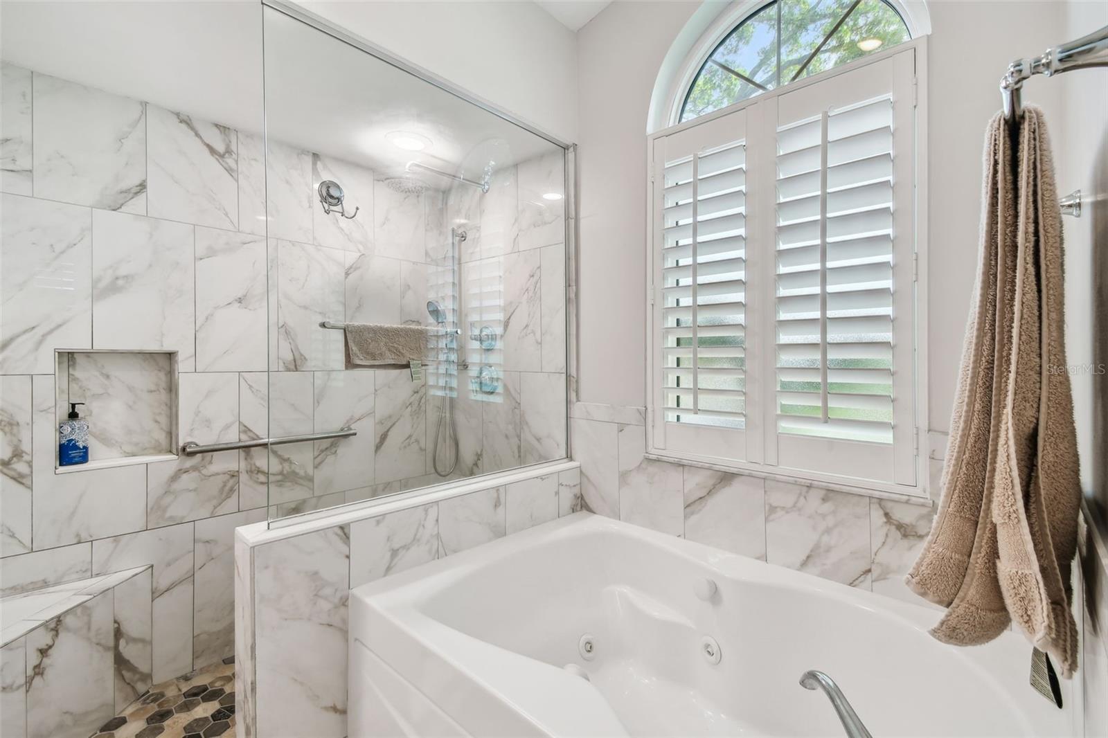 1585 VIRGINIA AVE, PALM HARBOR, FL, 34683