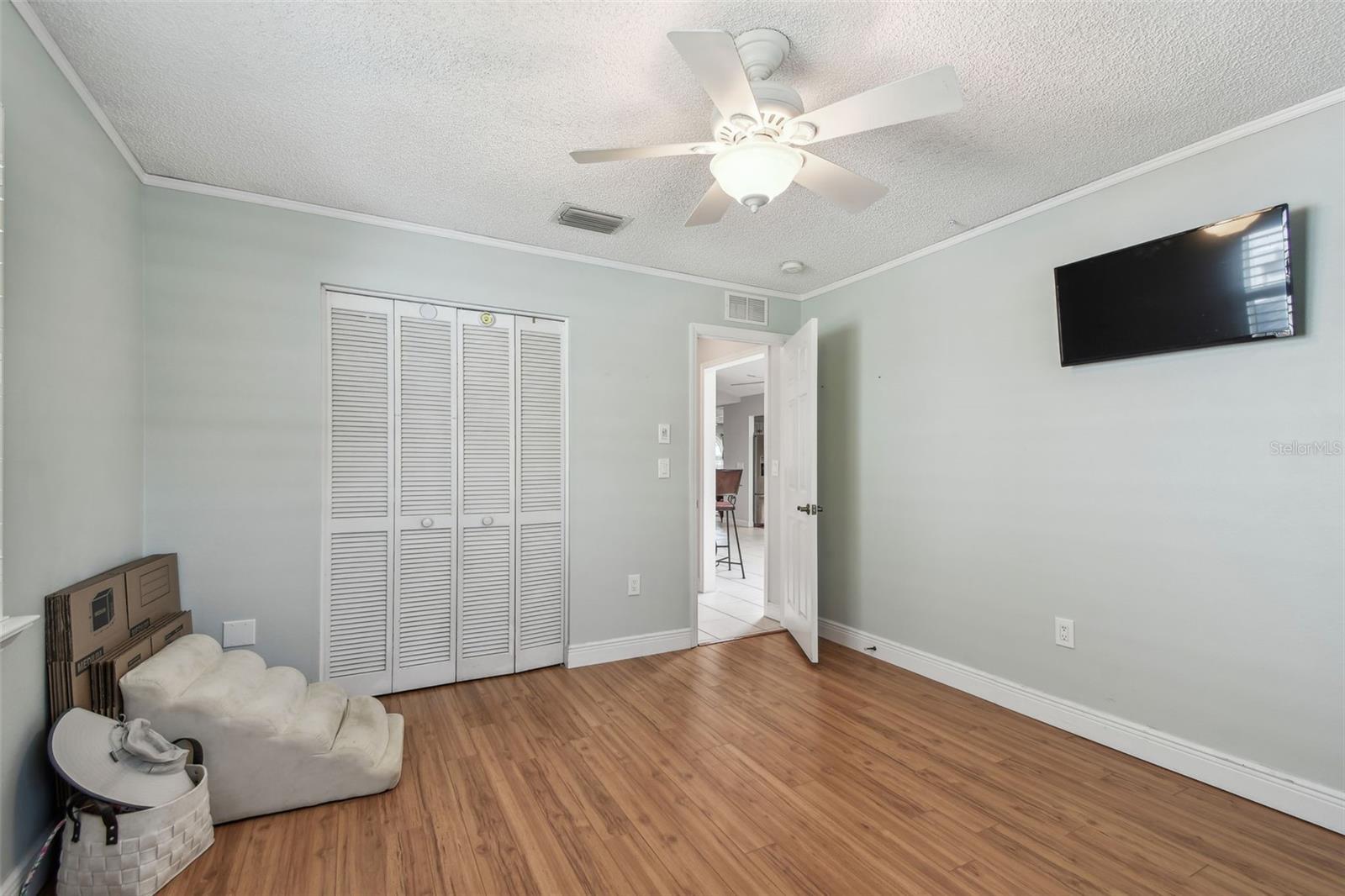 1585 VIRGINIA AVE, PALM HARBOR, FL, 34683