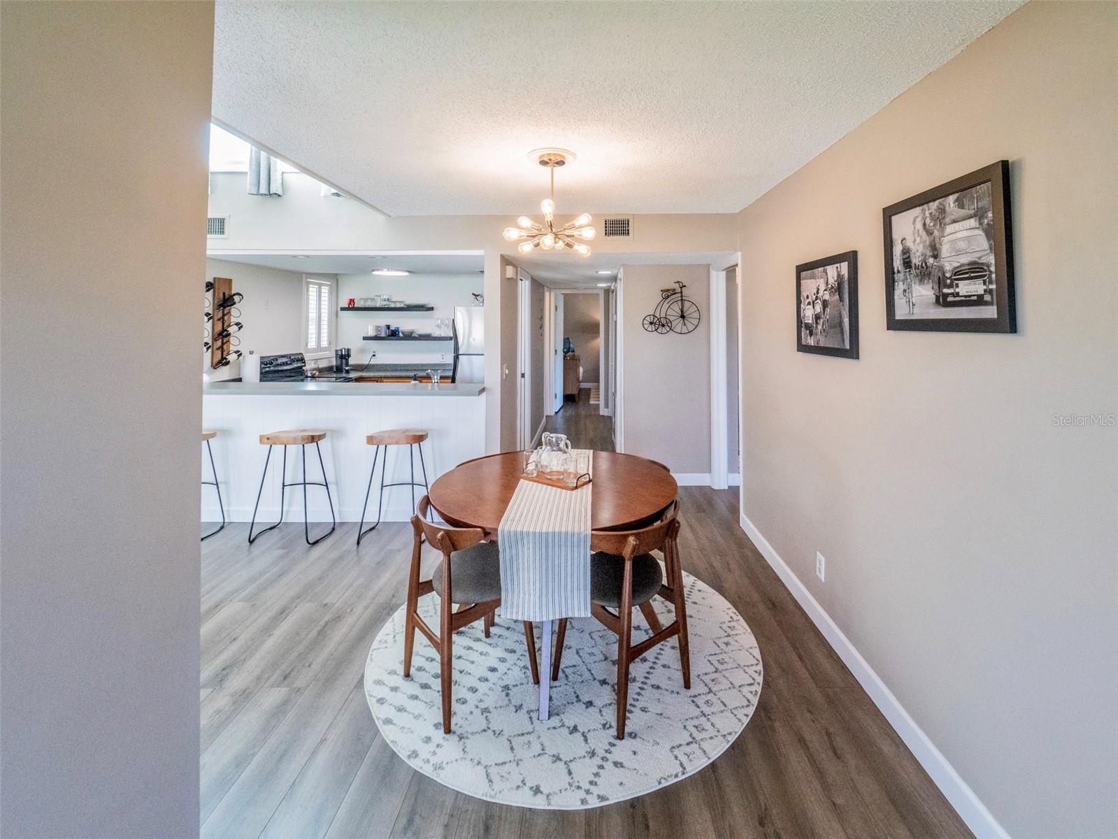 1051 S HIGHLAND ST #7E, MOUNT DORA, FL, 32757