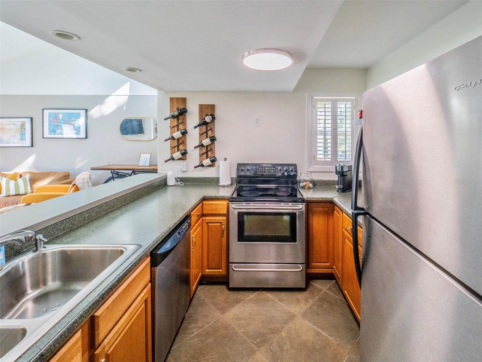 1051 S HIGHLAND ST #7E, MOUNT DORA, FL, 32757
