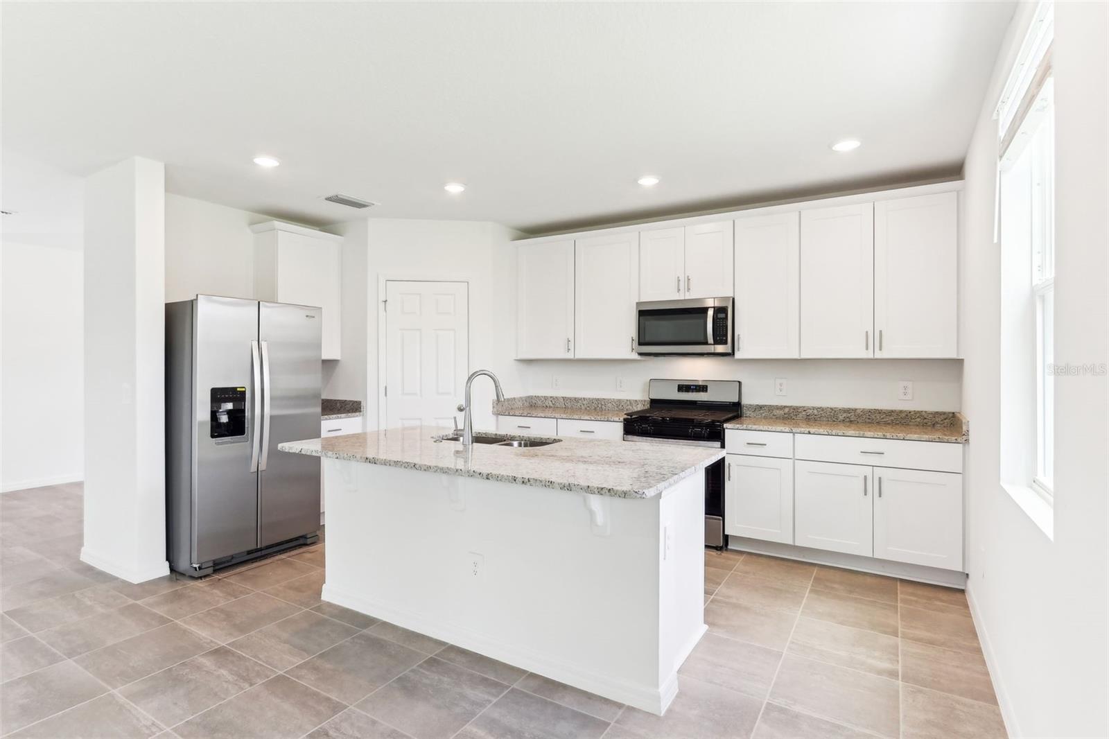 2933 WILD OLIVE DR, ST CLOUD, FL, 34772