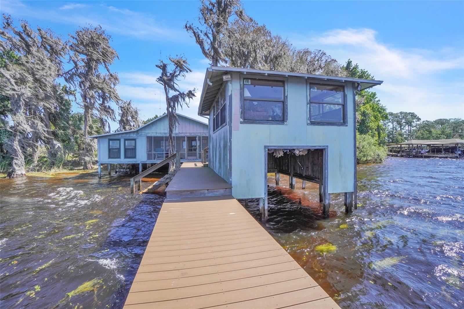 18951 LAKE PICKETT RD, ORLANDO, FL, 32820