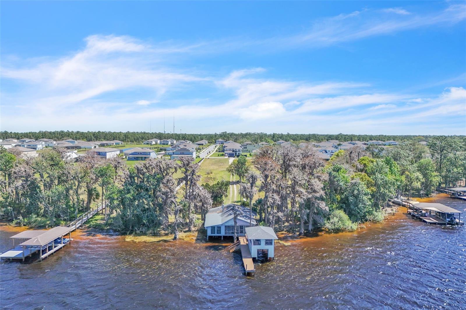 18951 LAKE PICKETT RD, ORLANDO, FL, 32820