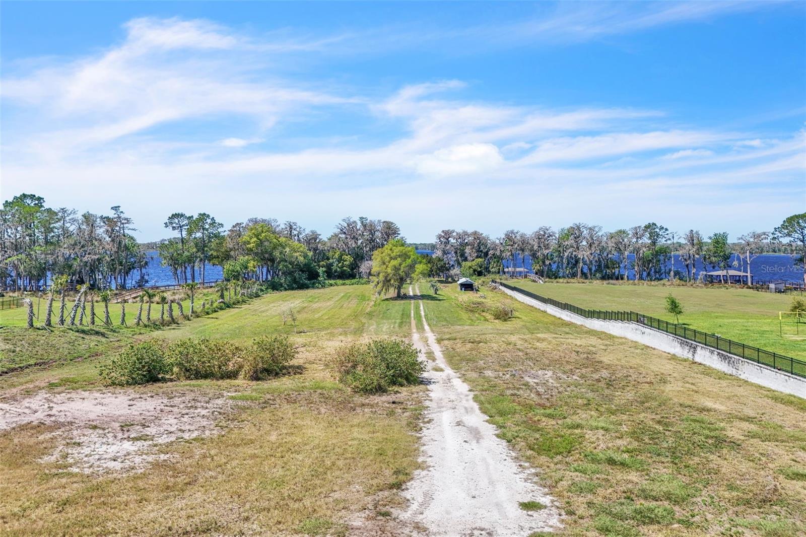 18951 LAKE PICKETT RD, ORLANDO, FL, 32820