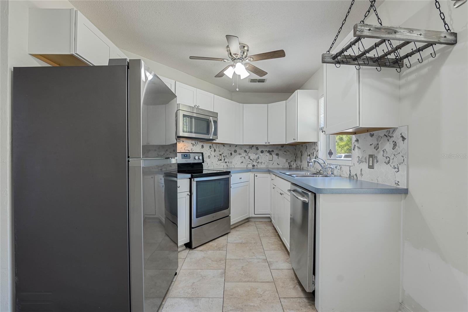 1101 S THOMPSON AVE, DELAND, FL, 32720