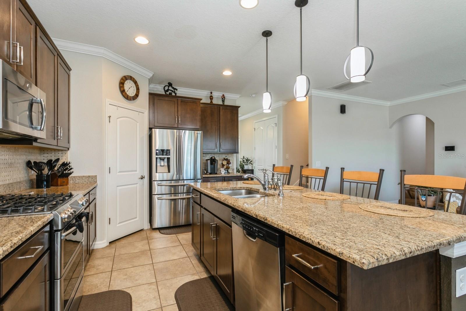 5006 IVORY STONE DR, WIMAUMA, FL, 33598