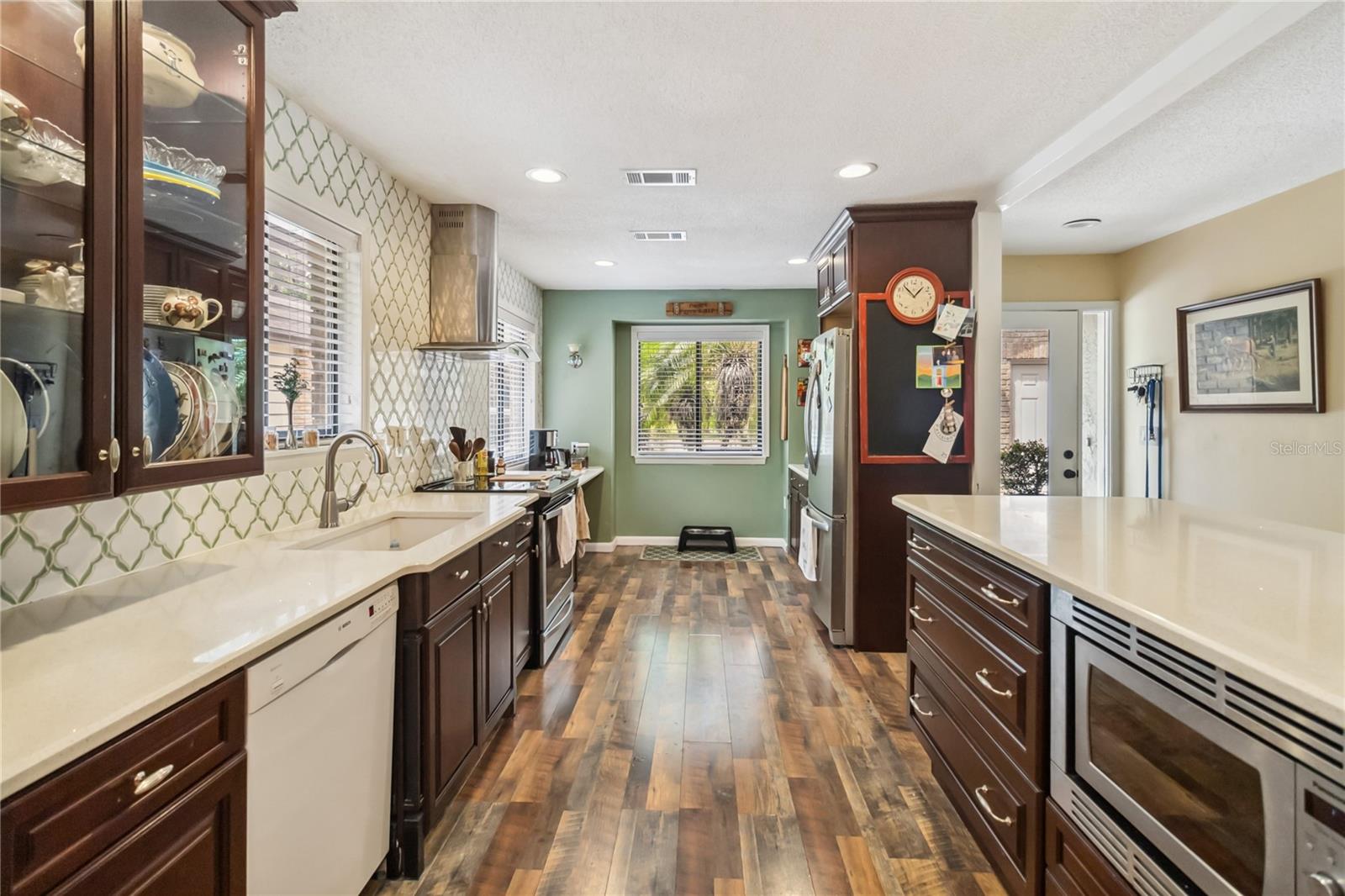 106 WATERWOOD DR, YALAHA, FL, 34797