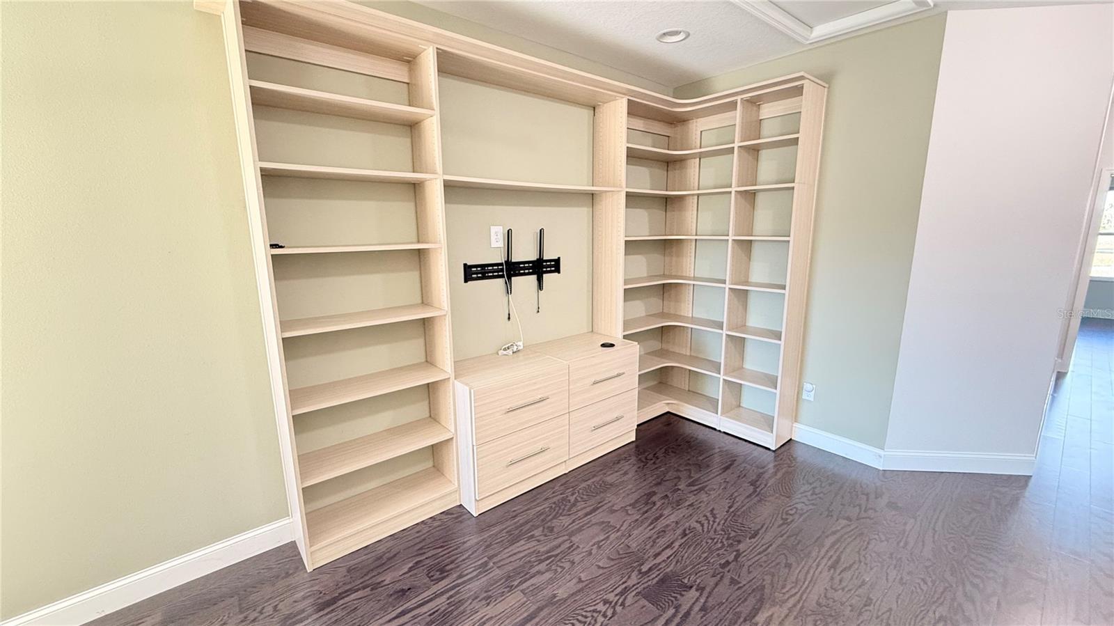 29857 SOUTHWELL LN, WESLEY CHAPEL, FL, 33543