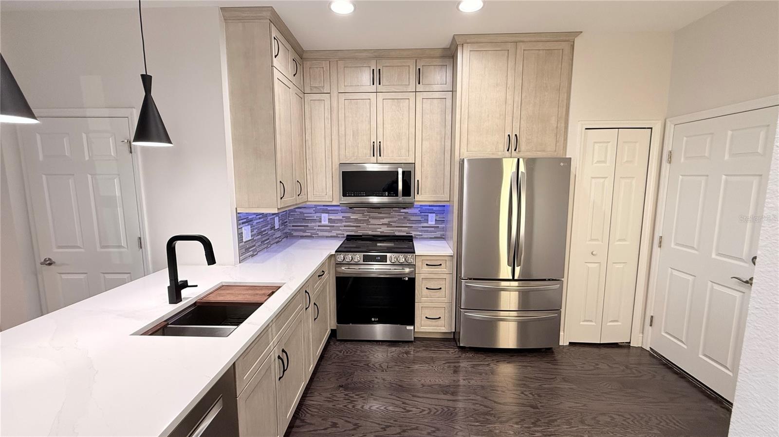 29857 SOUTHWELL LN, WESLEY CHAPEL, FL, 33543