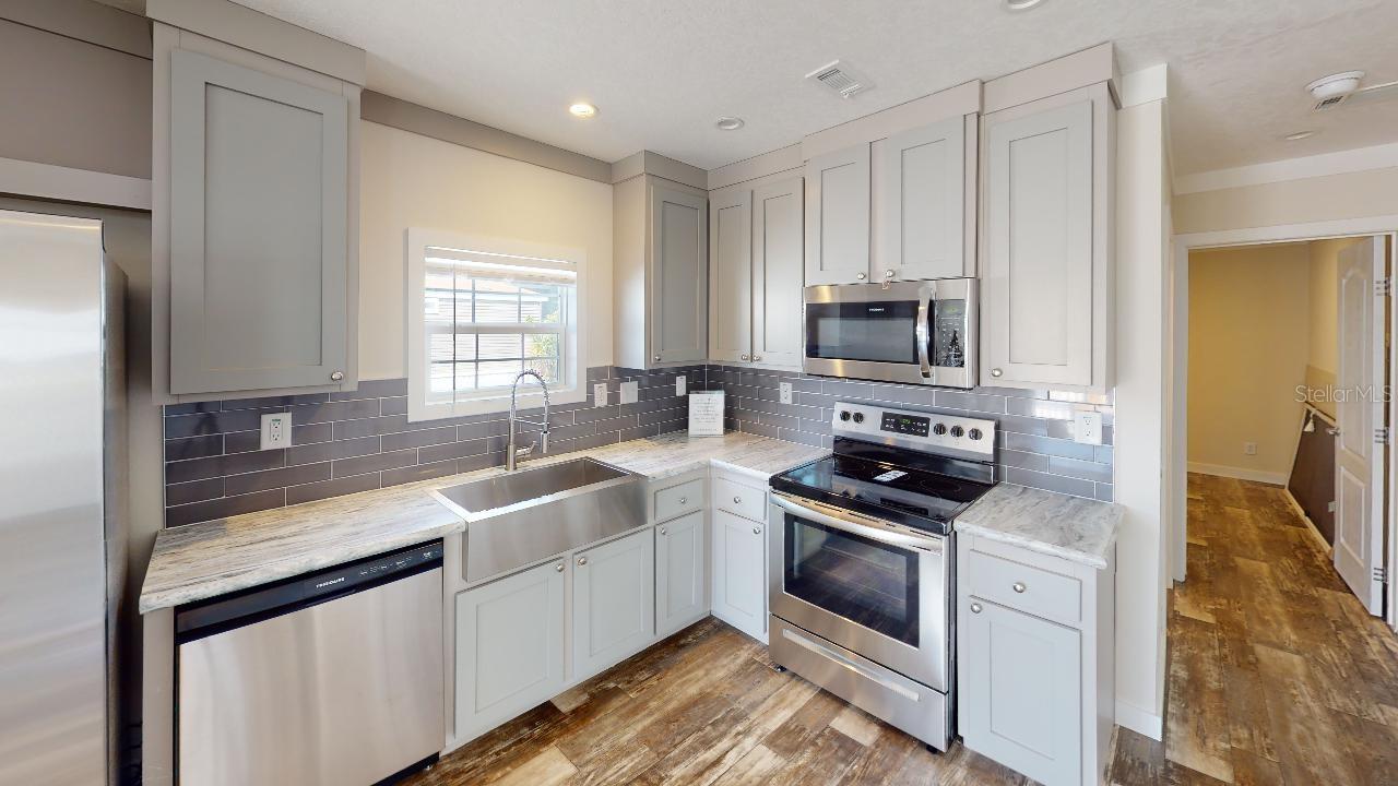 1556 BLUE HERON DR, ENGLEWOOD, FL, 34224