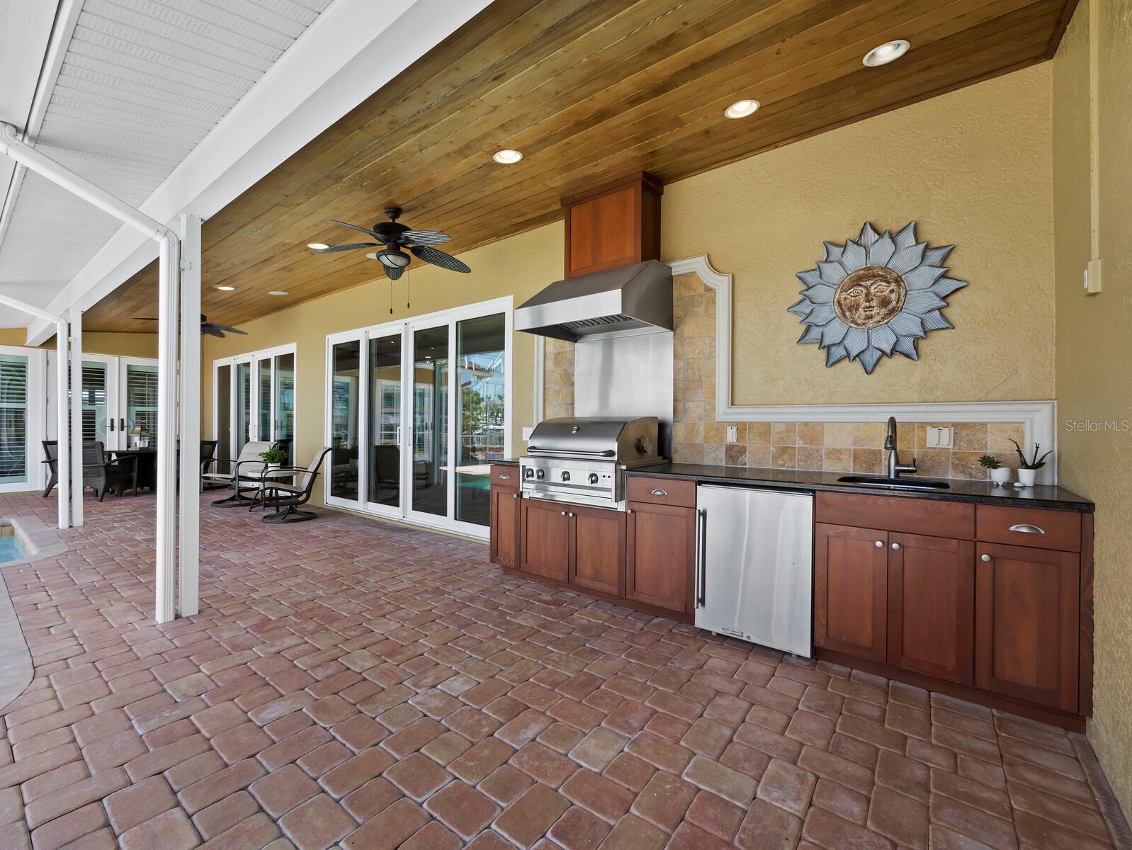 524 N SPOONBILL DR, SARASOTA, FL, 34236