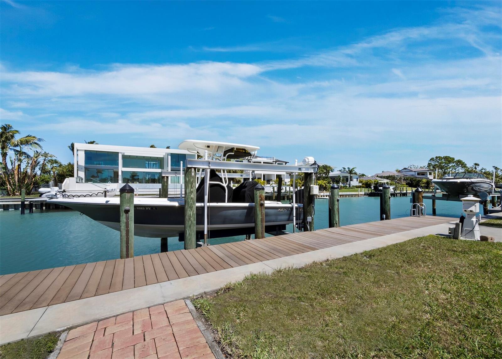 524 N SPOONBILL DR, SARASOTA, FL, 34236