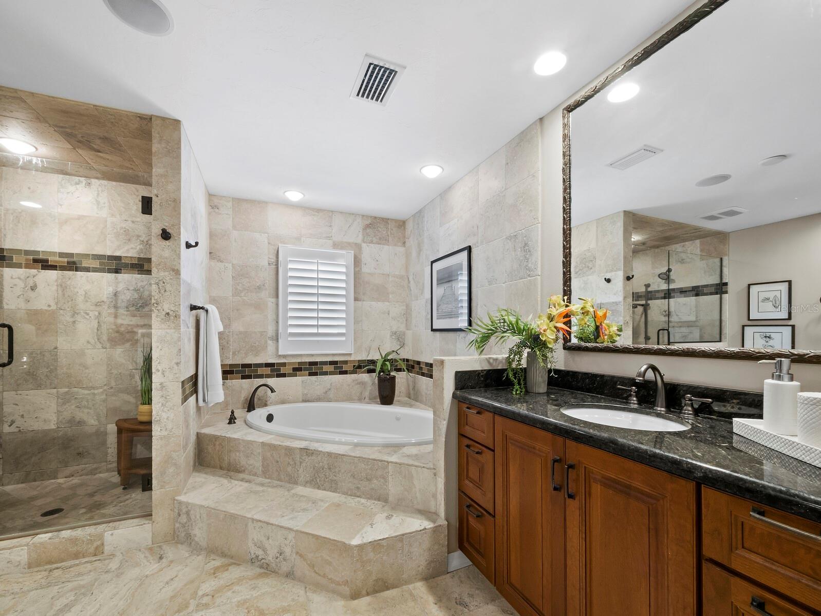 524 N SPOONBILL DR, SARASOTA, FL, 34236