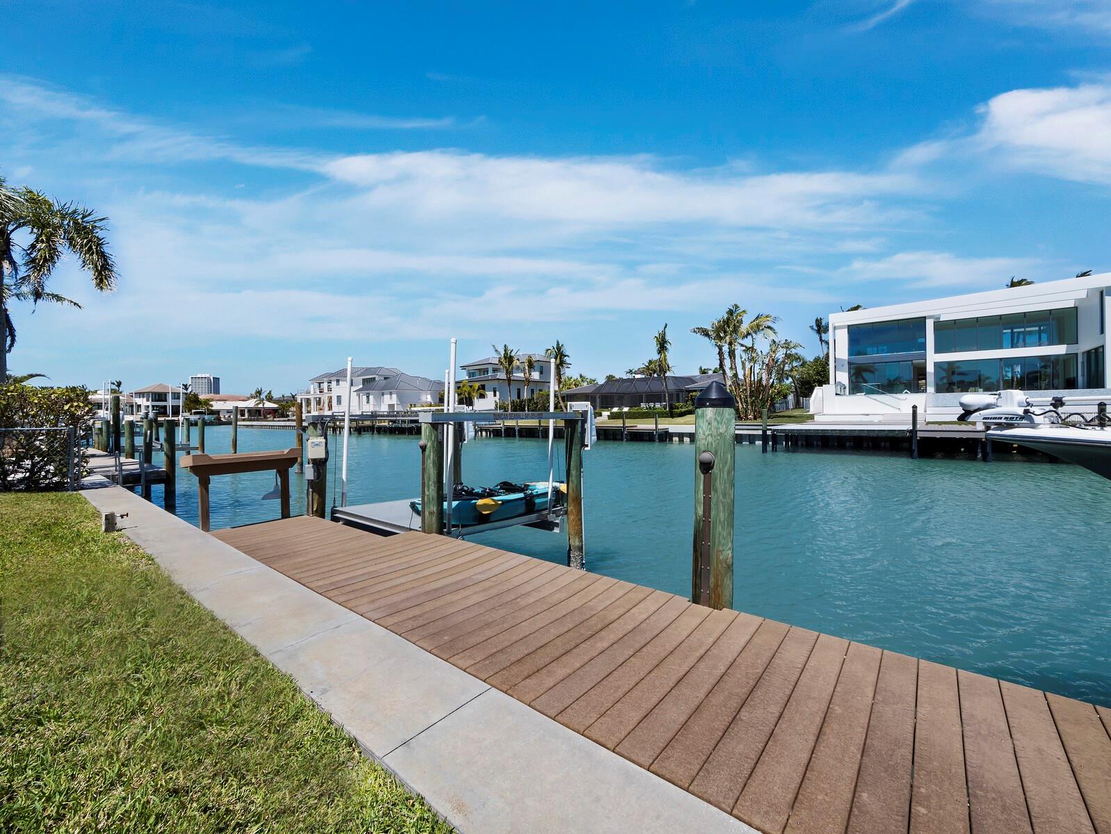 524 N SPOONBILL DR, SARASOTA, FL, 34236