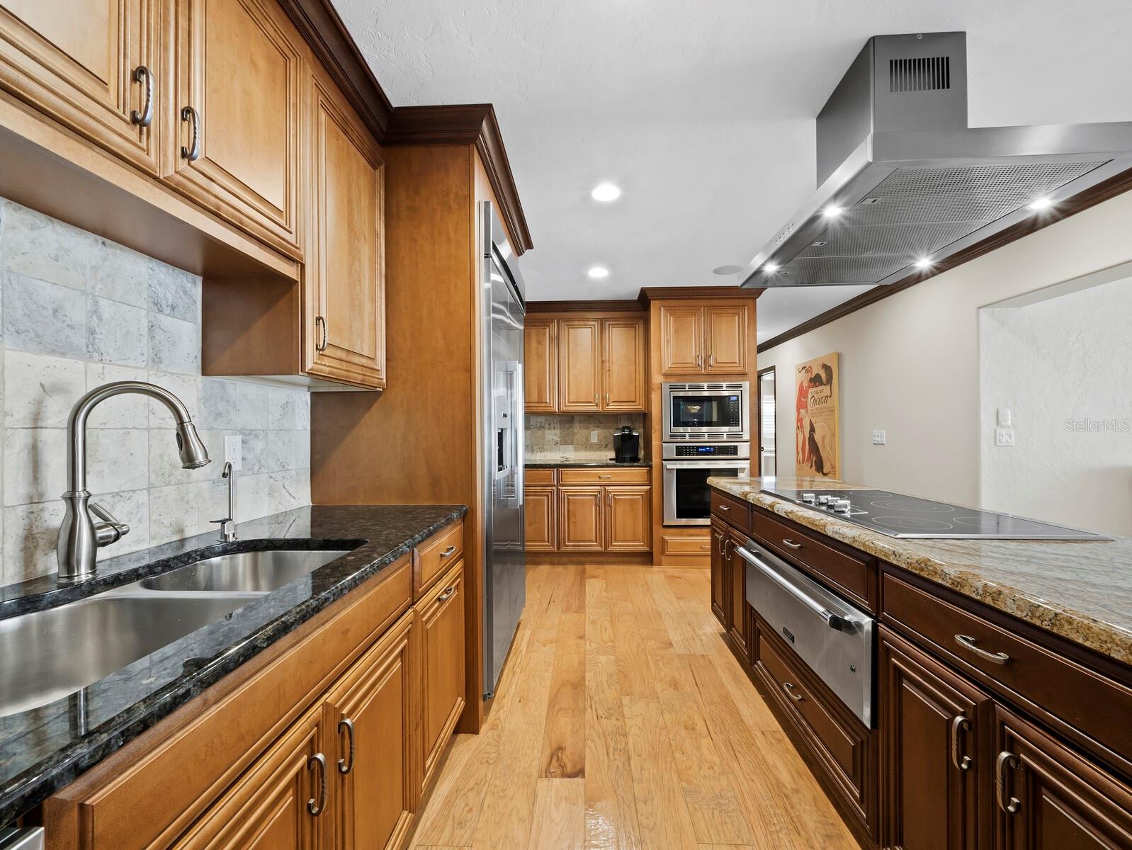 524 N SPOONBILL DR, SARASOTA, FL, 34236