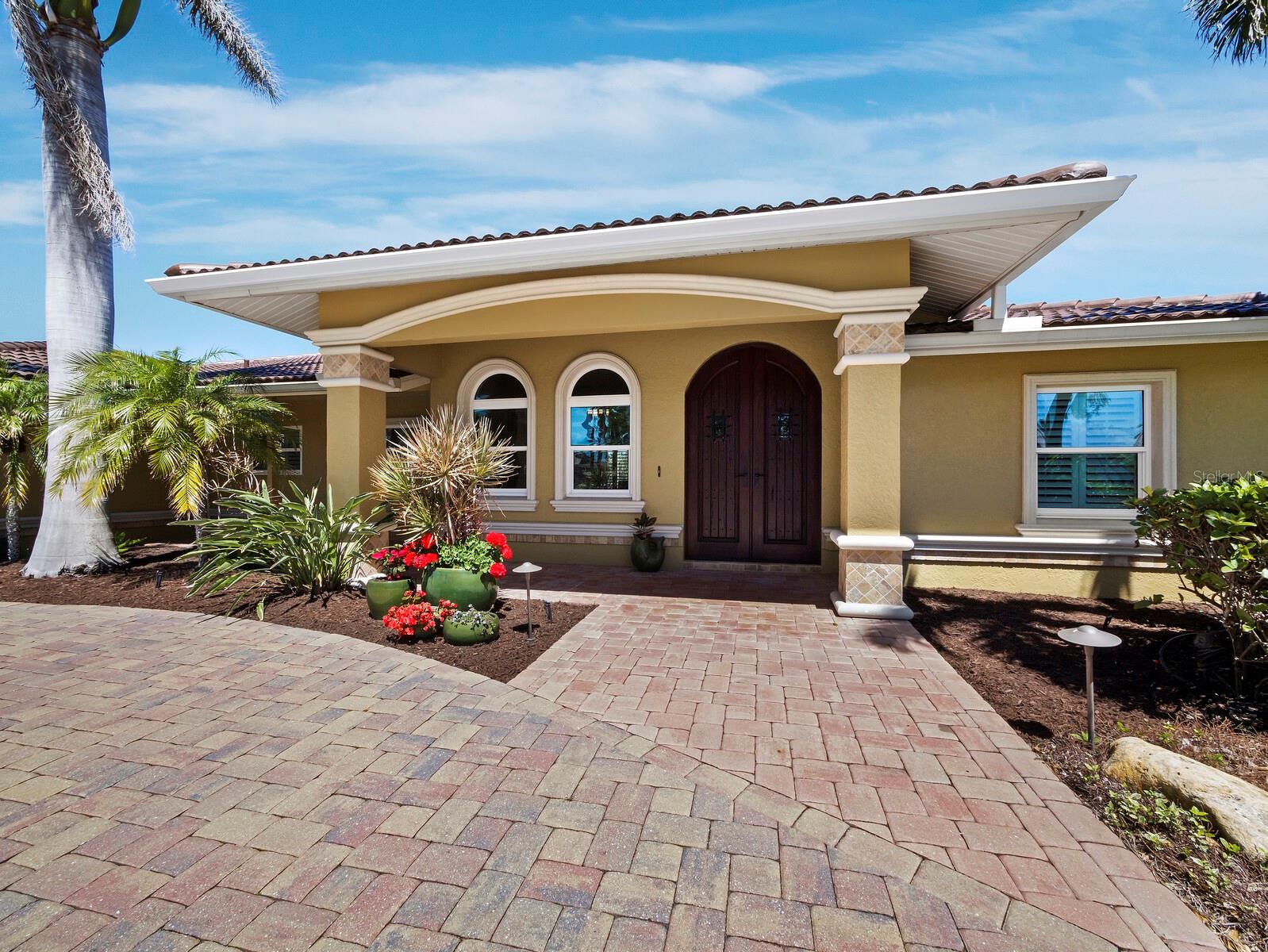 524 N SPOONBILL DR, SARASOTA, FL, 34236