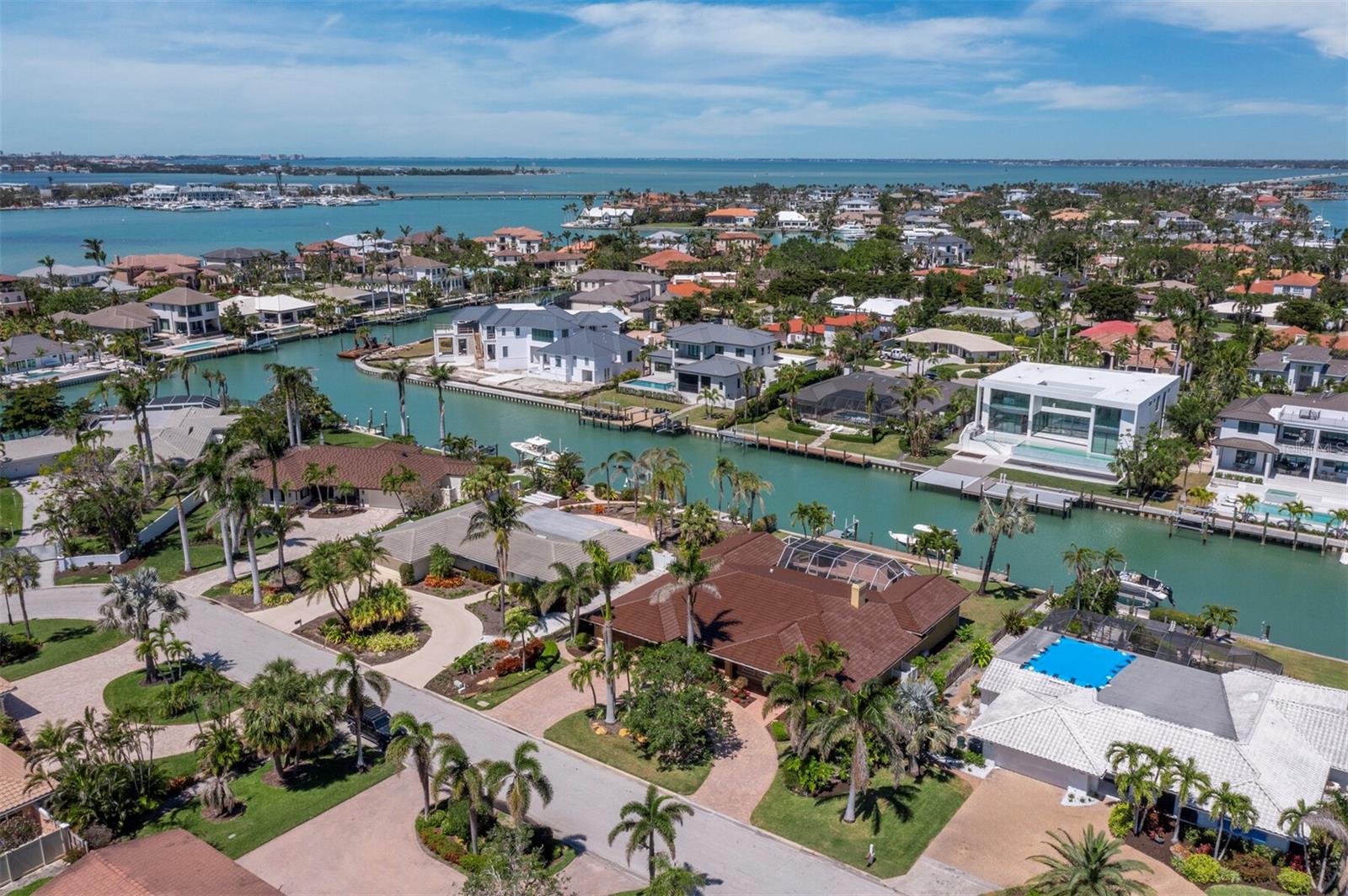524 N SPOONBILL DR, SARASOTA, FL, 34236