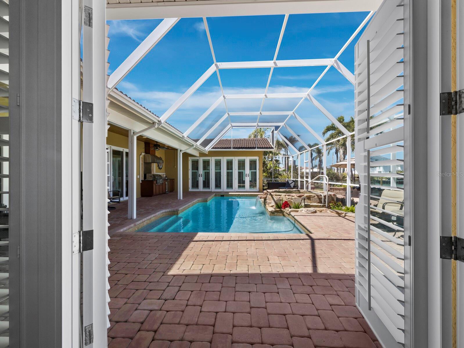 524 N SPOONBILL DR, SARASOTA, FL, 34236