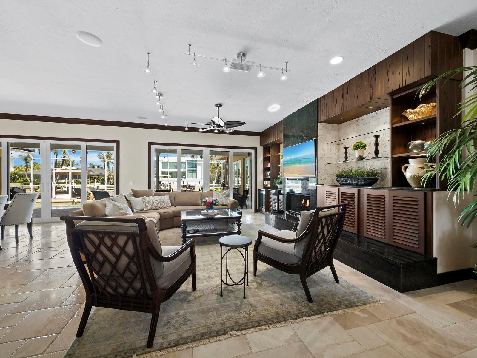 524 N SPOONBILL DR, SARASOTA, FL, 34236