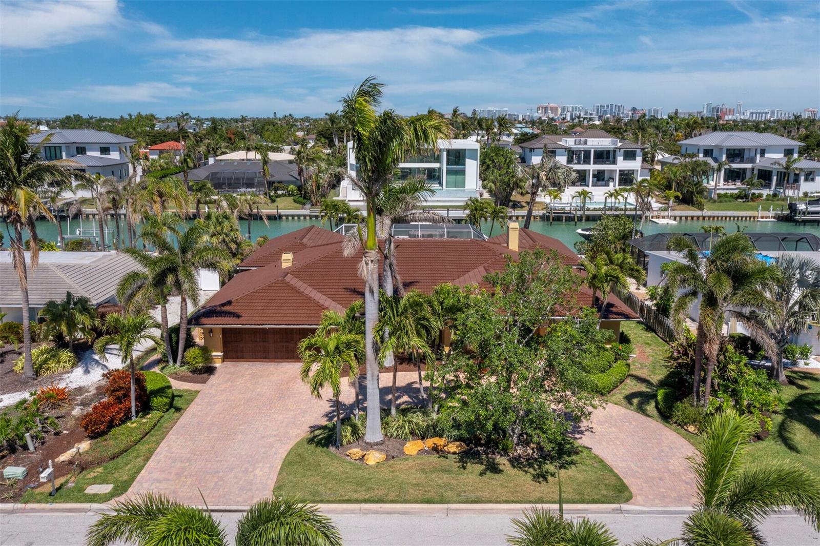 524 N SPOONBILL DR, SARASOTA, FL, 34236