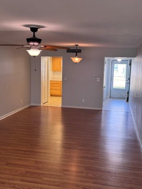 5720 13TH AVE N #105B, ST PETERSBURG, FL, 33710