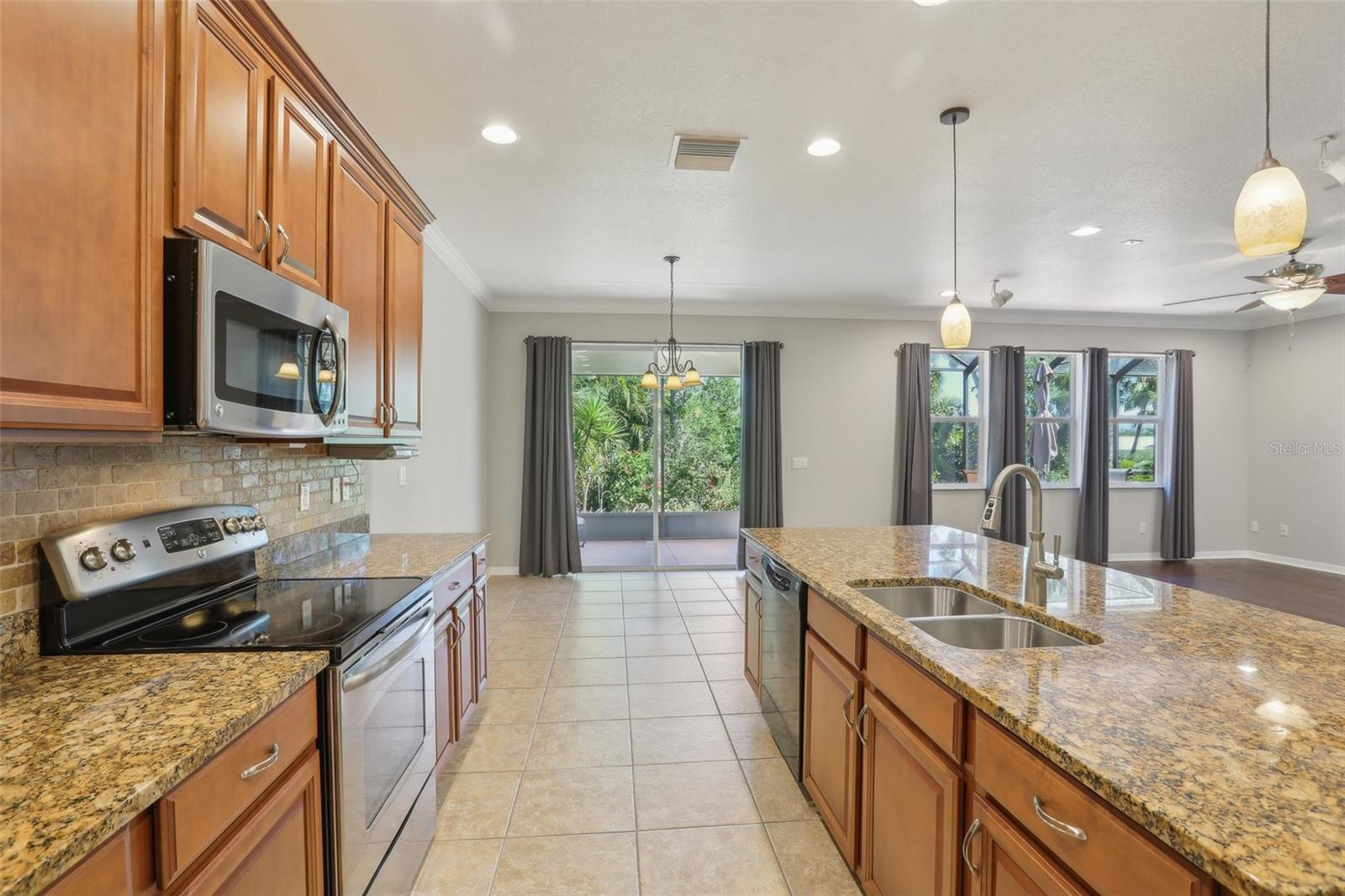 1503 YALE CASTLE CT, RUSKIN, FL, 33570