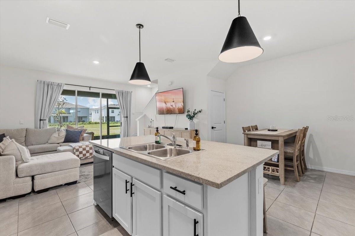 33064 TULIP PETAL LN, WESLEY CHAPEL, FL, 33545