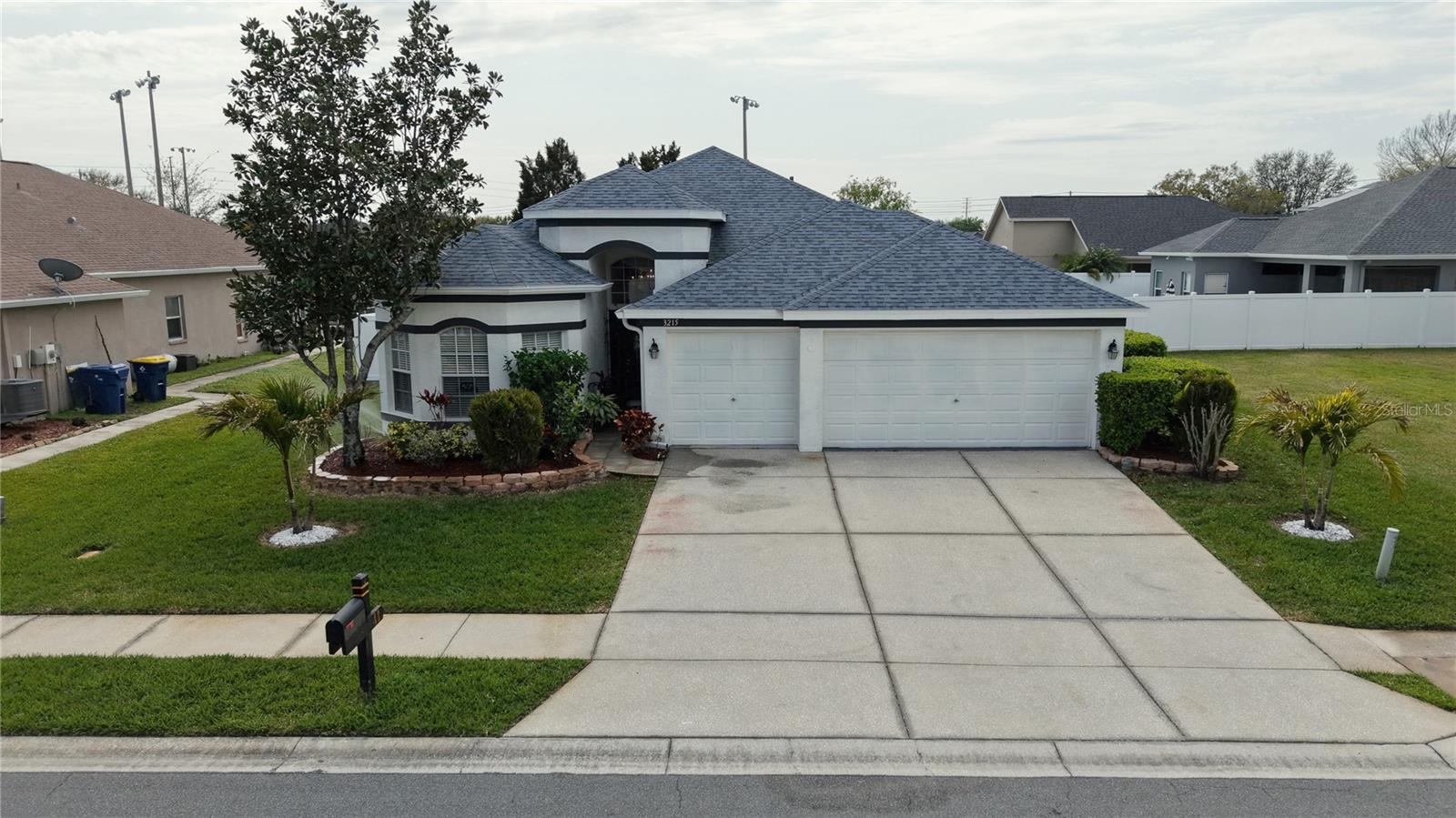 3215 COCONUT GROVE RD, LAND O LAKES, FL, 34639