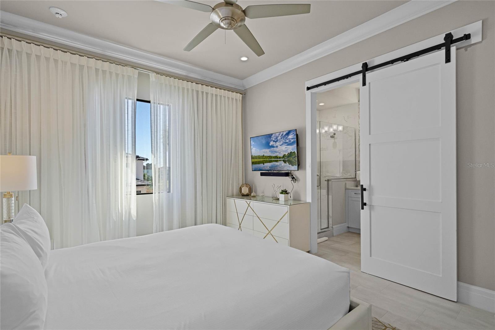 O6288561 Property Photo