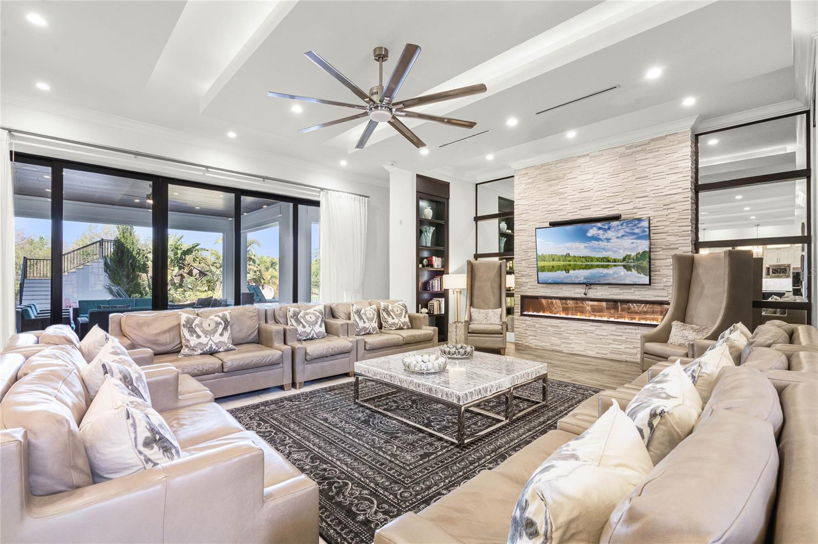 O6288561 Property Photo