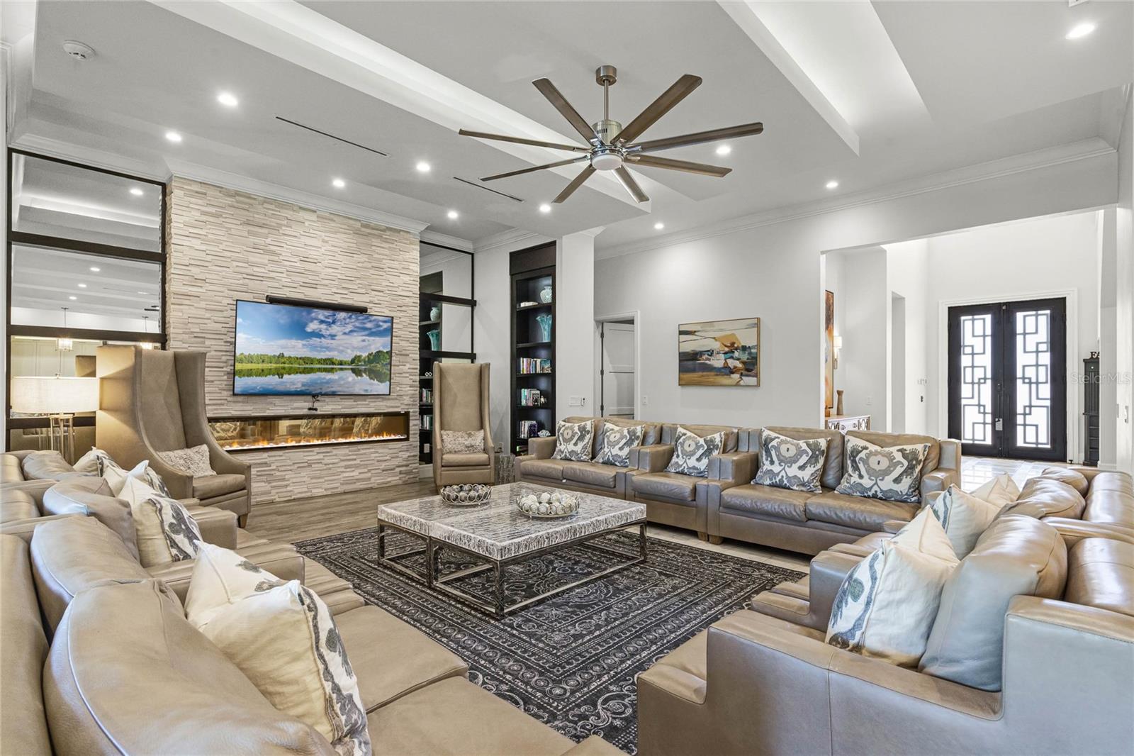 O6288561 Property Photo