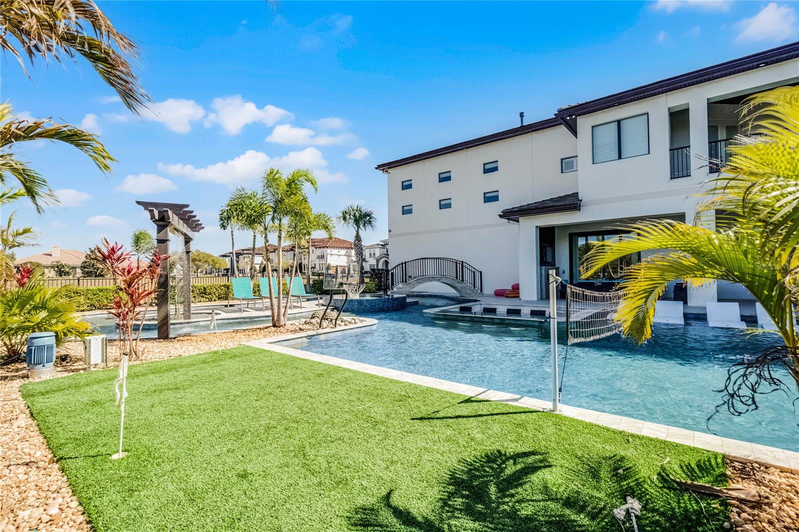 O6288561 Property Photo