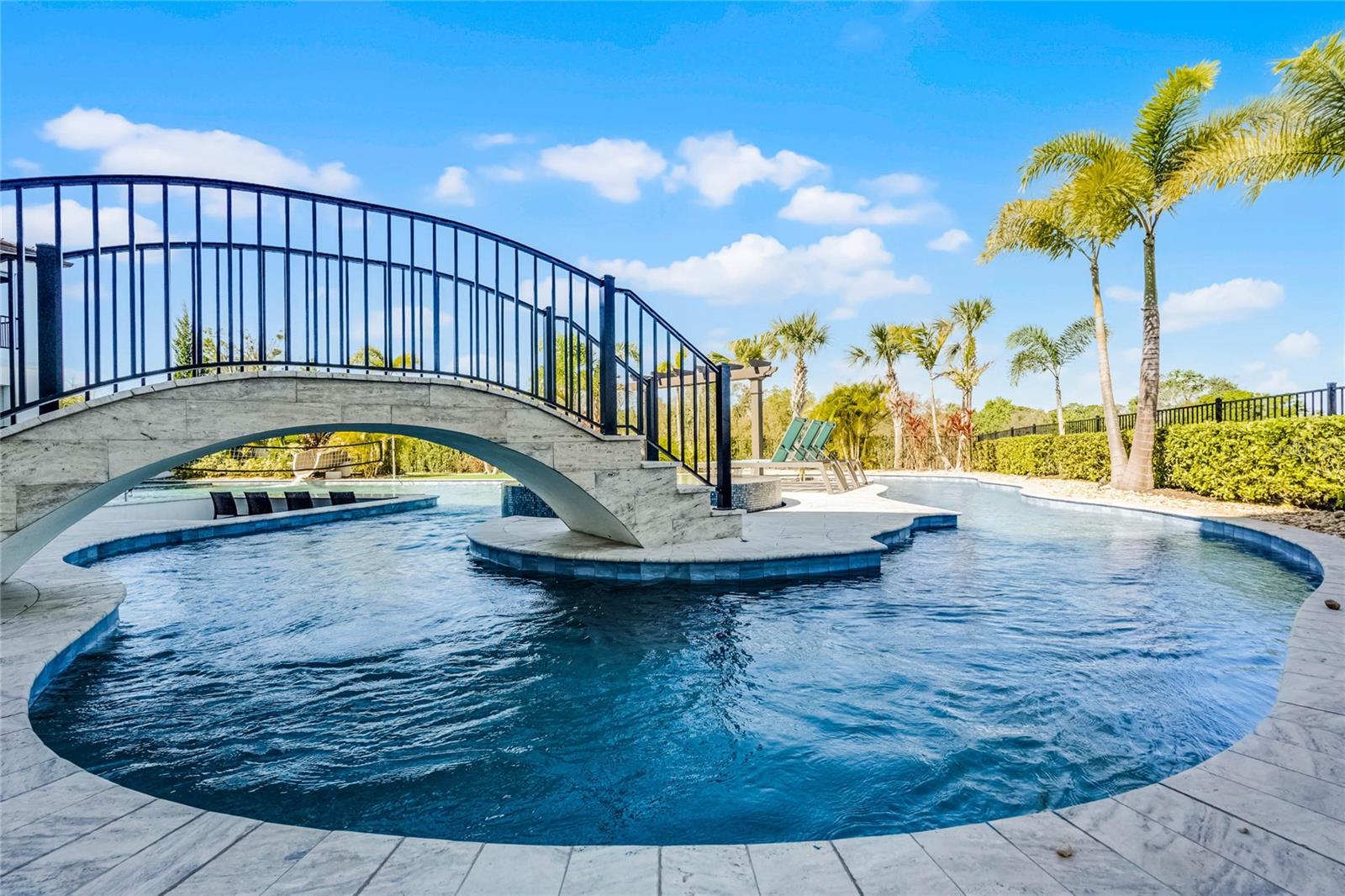 O6288561 Property Photo