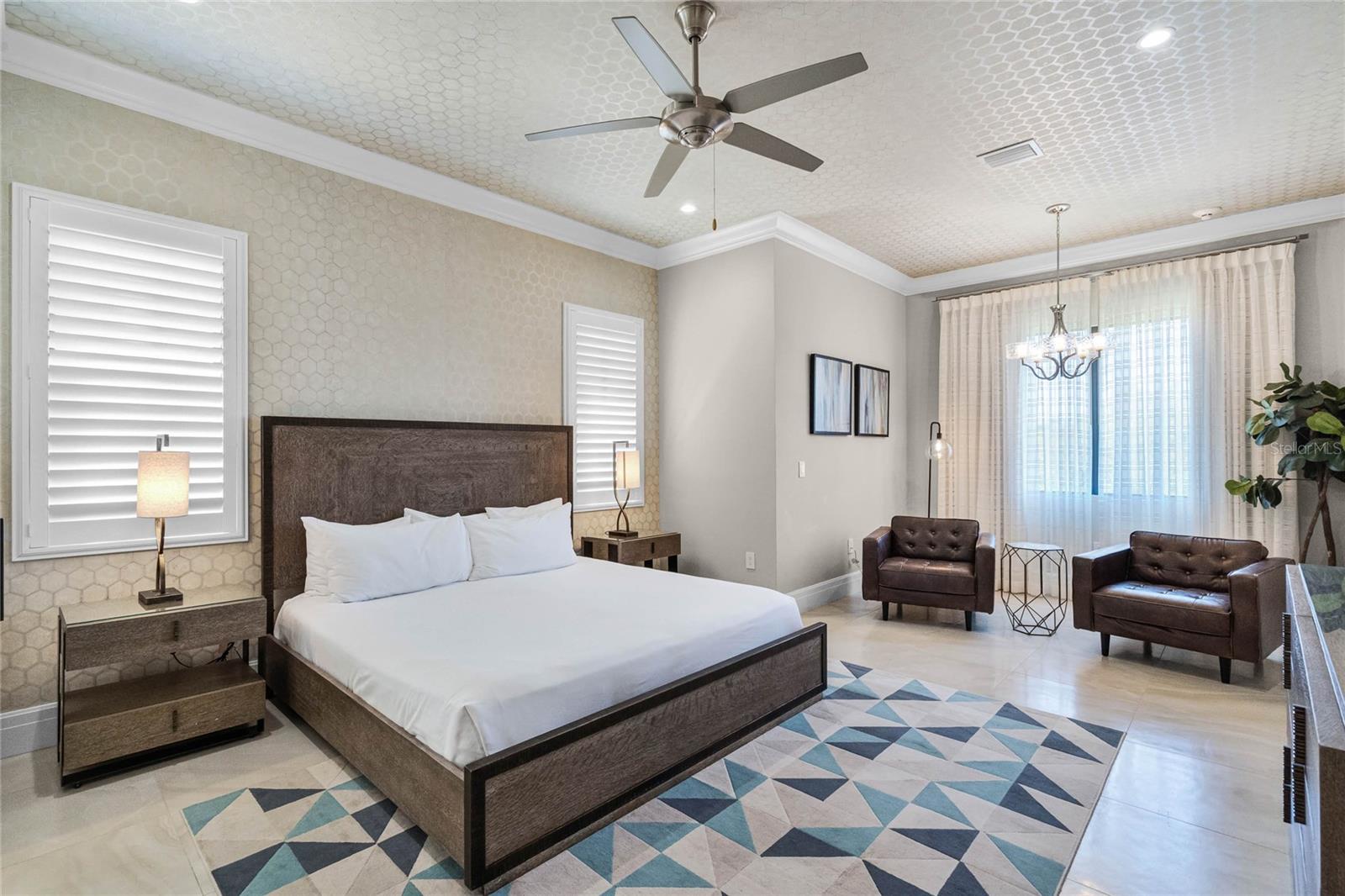 O6288561 Property Photo