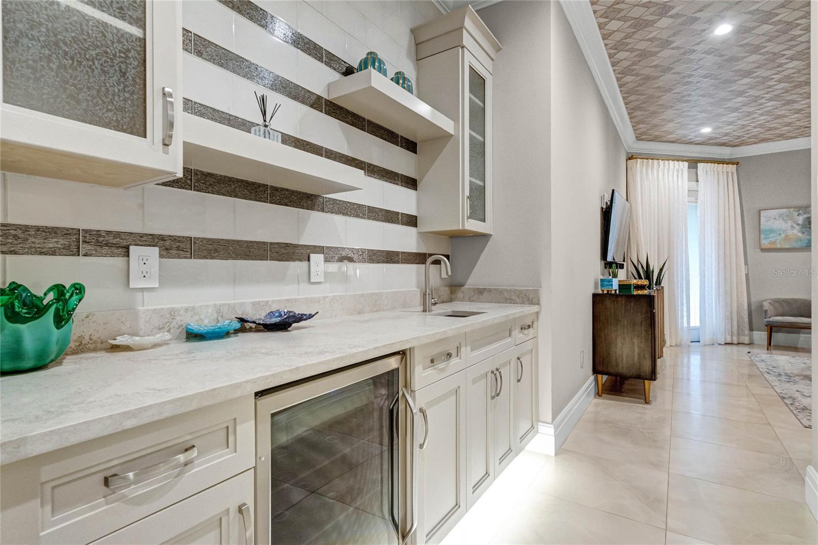 O6288561 Property Photo