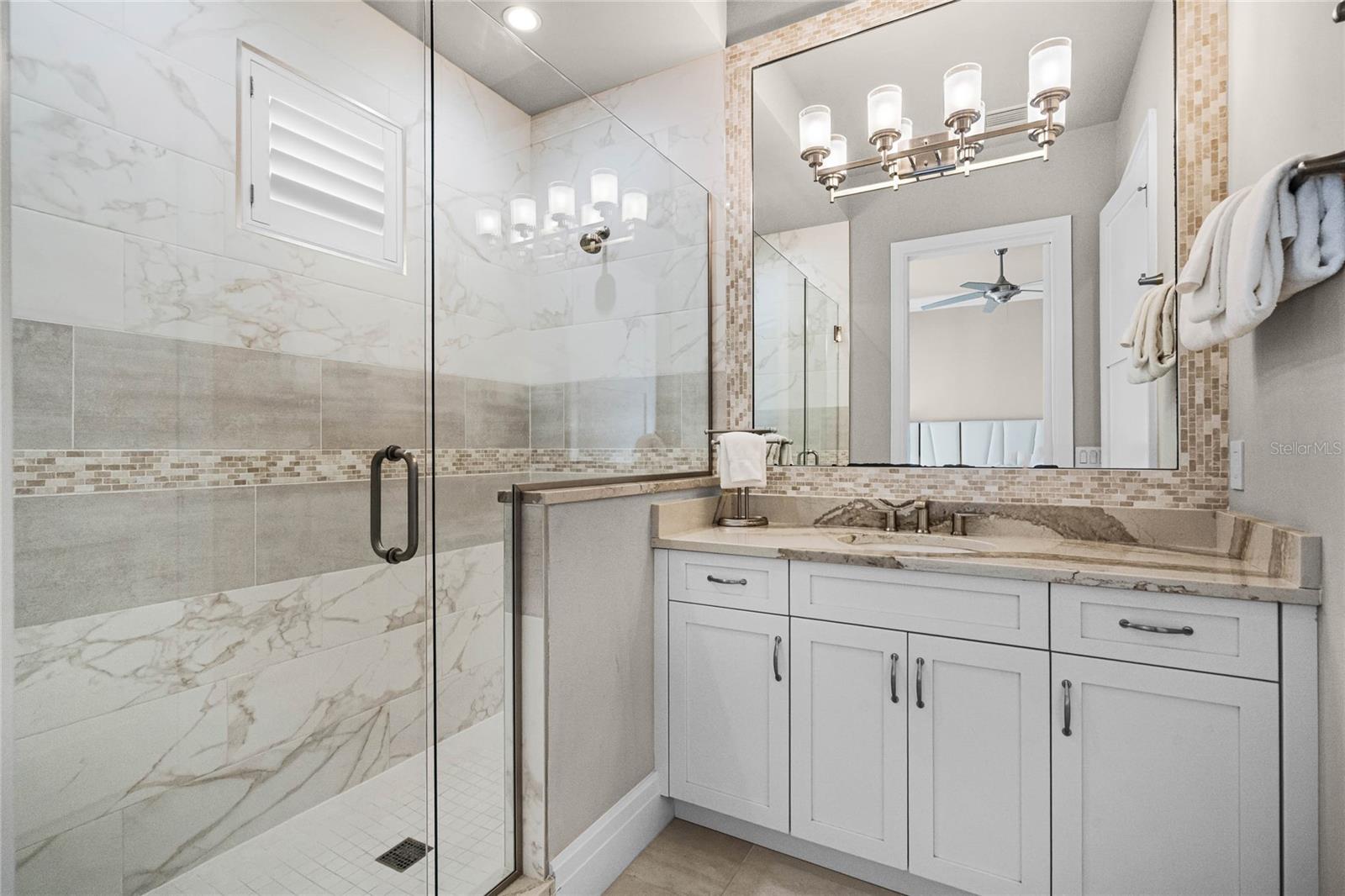 O6288561 Property Photo