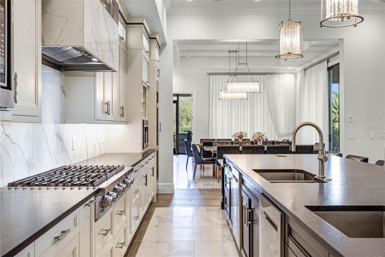 O6288561 Property Photo