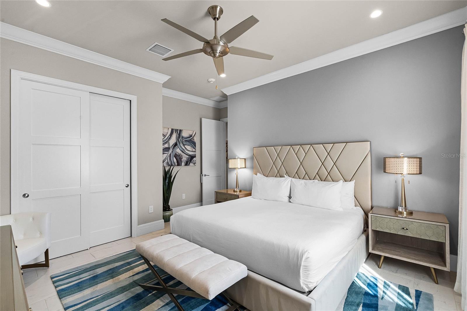 O6288561 Property Photo