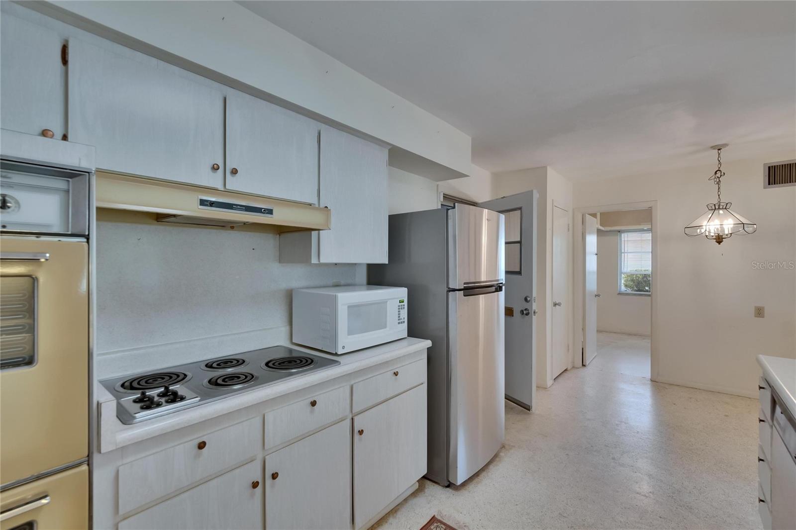 1508 W DEL WEBB BLVD, SUN CITY CENTER, FL, 33573