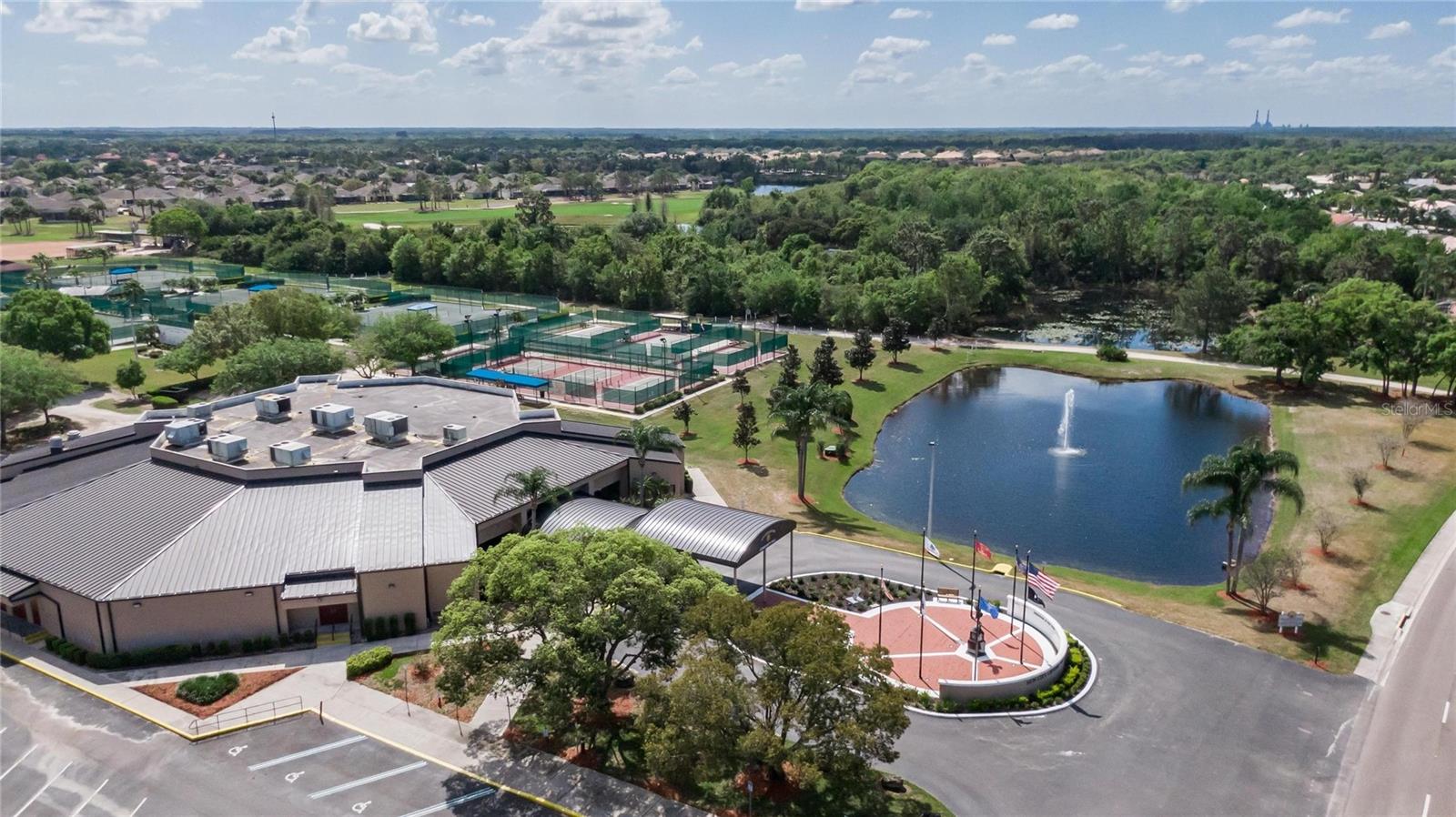 1508 W DEL WEBB BLVD, SUN CITY CENTER, FL, 33573