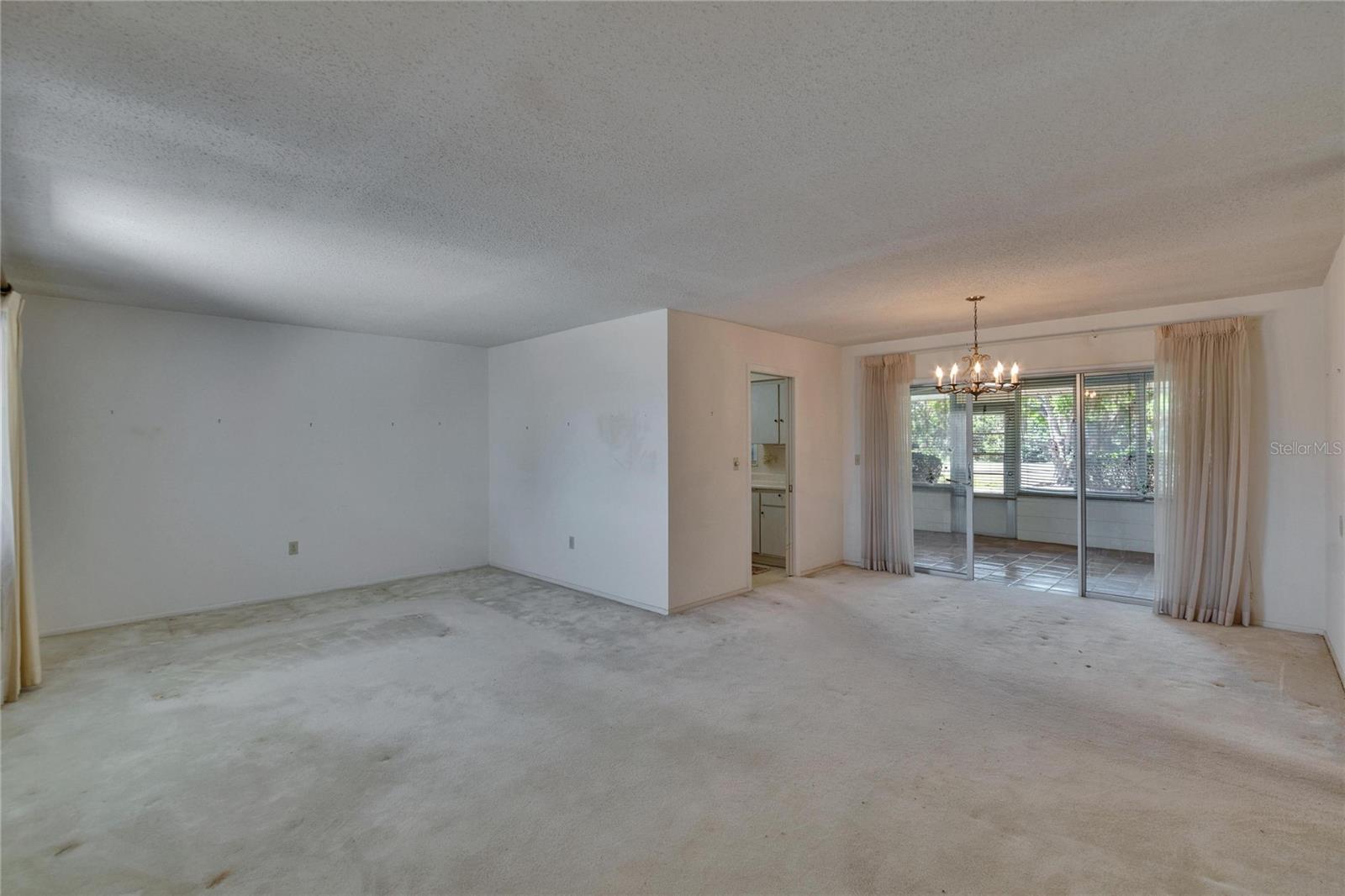 1508 W DEL WEBB BLVD, SUN CITY CENTER, FL, 33573