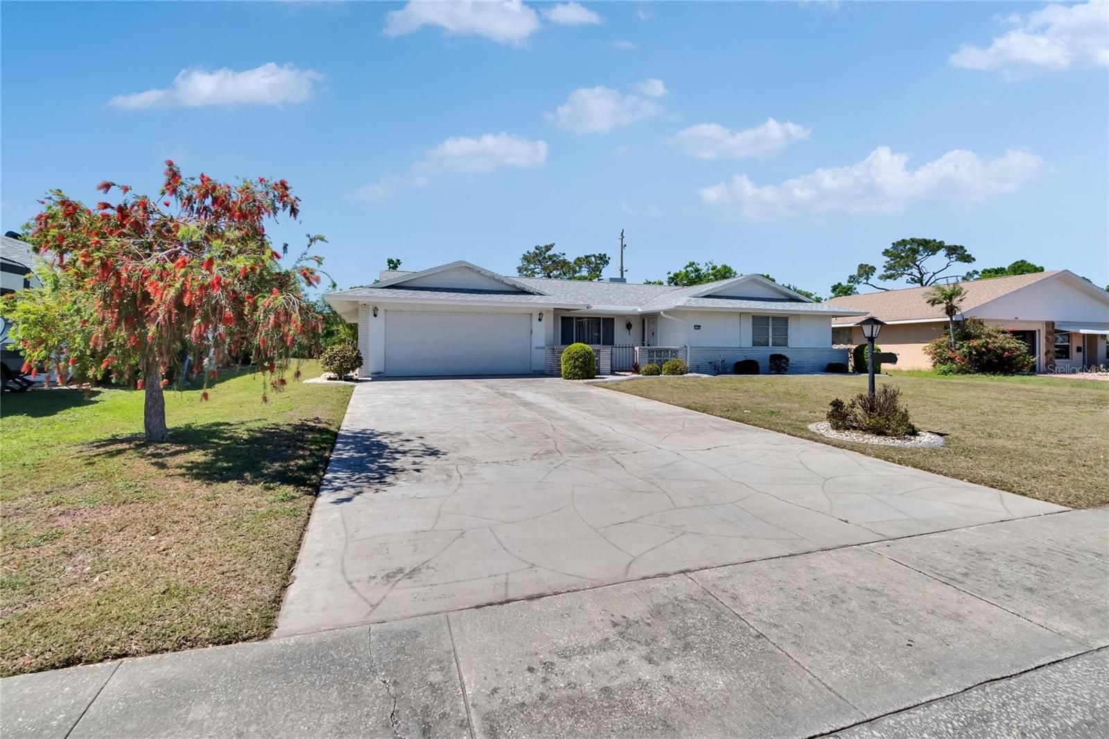 1508 W DEL WEBB BLVD, SUN CITY CENTER, FL, 33573